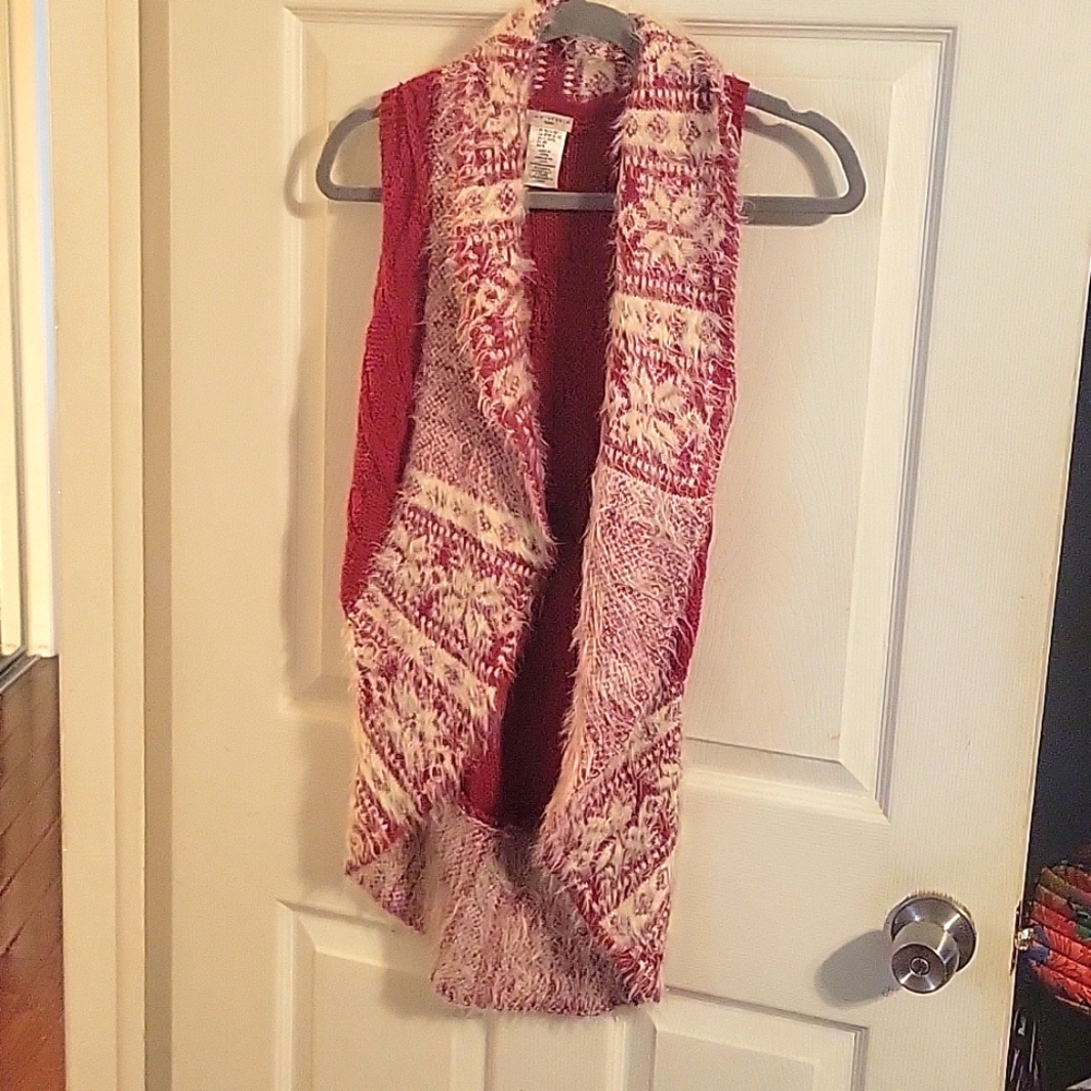 Max Studio Sweater Vest Kids Size 10-12
